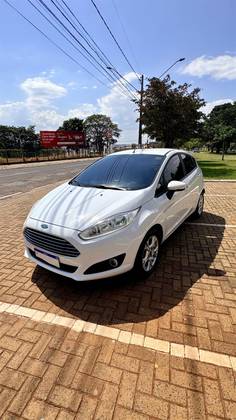 FORD FIESTA 1.5 SE HATCH 16V FLEX 4P MANUAL